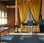 高級(jí)會(huì)所藏身故宮旁"寺廟"？