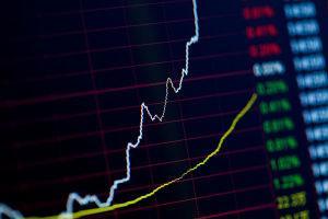 半年報(bào)業(yè)績有驚喜 &ldquo;L&rdquo;型走勢上翹