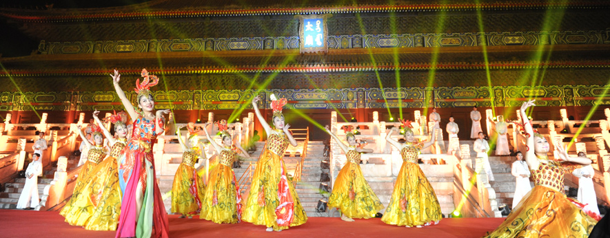 &ldquo;中國企業(yè)夢(mèng)之隊(duì)&rdquo;網(wǎng)絡(luò)盛典開場(chǎng)舞《中國夢(mèng)》