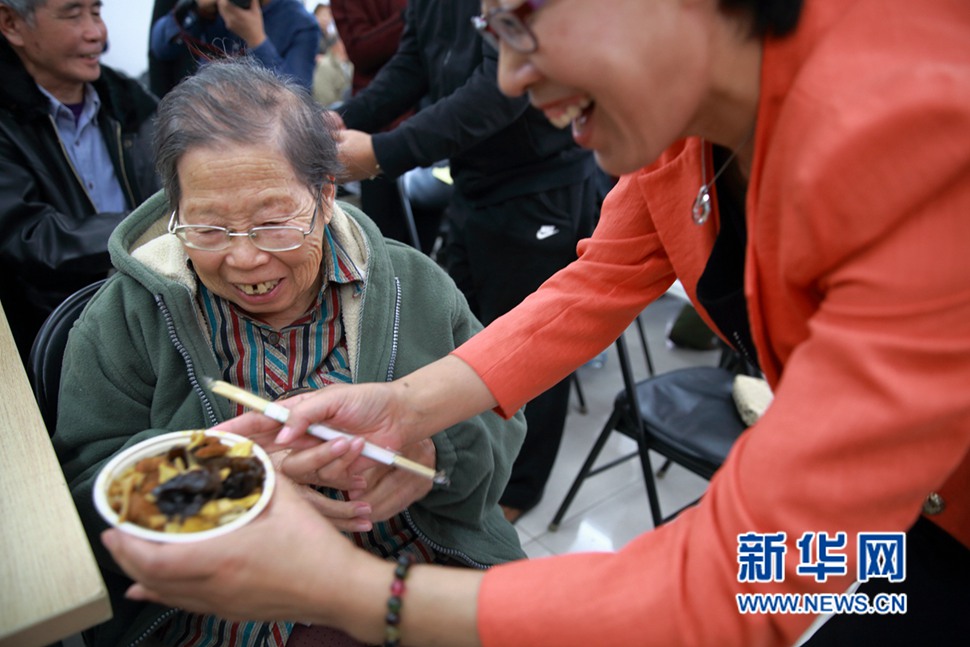 一碗長壽面，一片感恩情