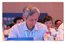 中國房地產(chǎn)業(yè)協(xié)會副會長 朱中一