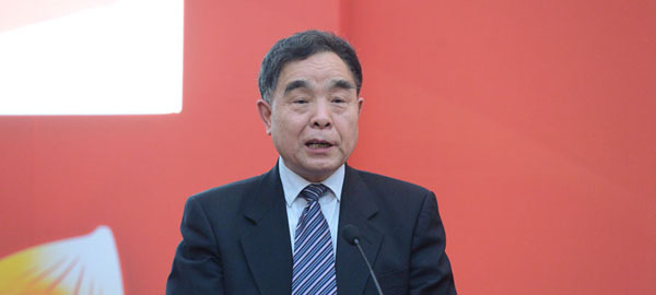 全國人大教科文衛(wèi)委員會主任委員、清華大學新聞出版學院院長柳斌杰致辭