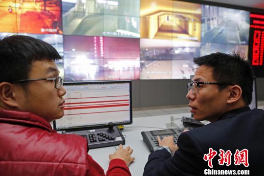 寒潮來襲上海加大對(duì)流浪、乞討等人員救助力度