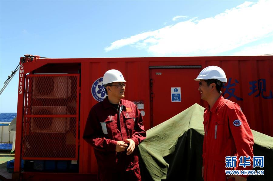 （圖文互動(dòng)）（1）專(zhuān)訪：海山如此多嬌，然而我們研究太少！&mdash;&mdash;訪&ldquo;科學(xué)&rdquo;號(hào)麥哲倫海山科考航次首席科學(xué)家徐奎棟