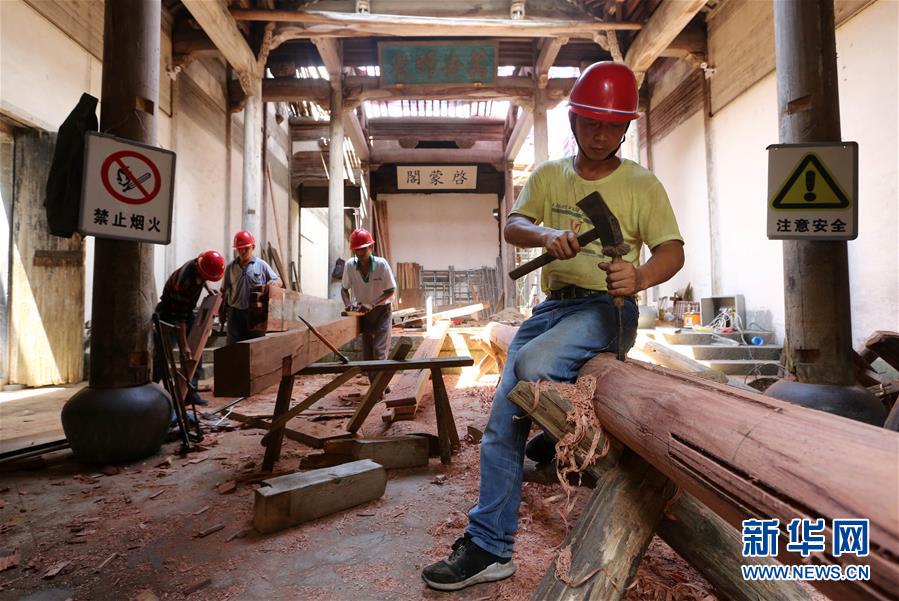 （新華全媒頭條&middot;搶救古民居&middot;圖文互動）（7）當(dāng)古民居遇上城鎮(zhèn)化，如何留住鄉(xiāng)愁？