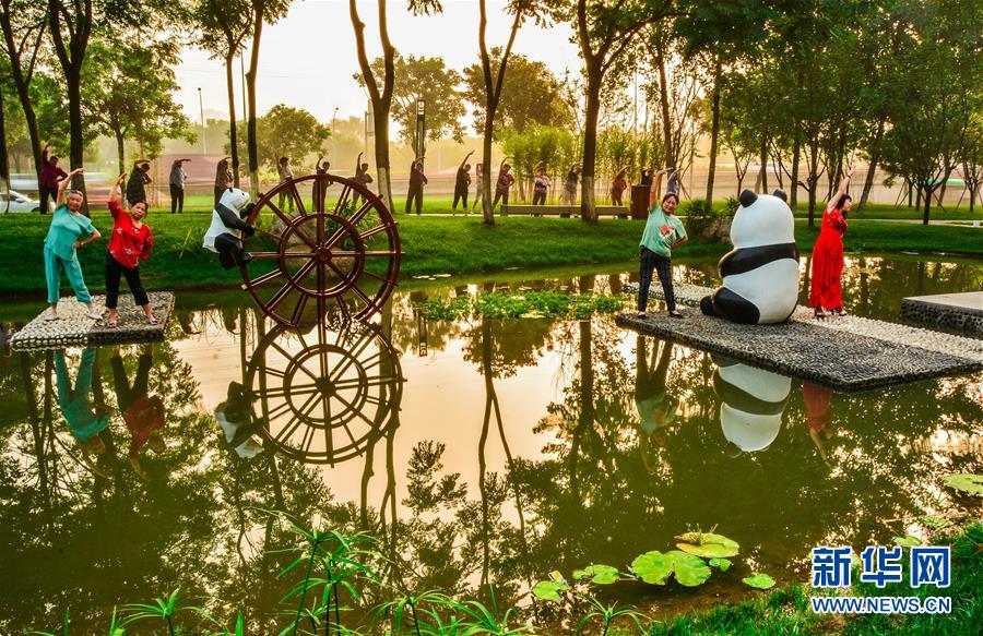 (百城百縣百企調(diào)研行·圖文互動(dòng))(3)成都:內(nèi)陸腹地構(gòu)筑起全方位開放高地