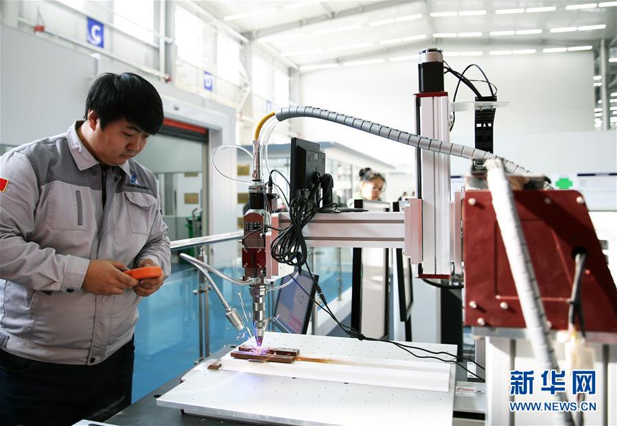 （新華全媒頭條&middot;圖文互動(dòng)）（5）聚焦高質(zhì)量，躍上新臺(tái)階&mdash;&mdash;新年開局看中國經(jīng)濟(jì)信心和潛力