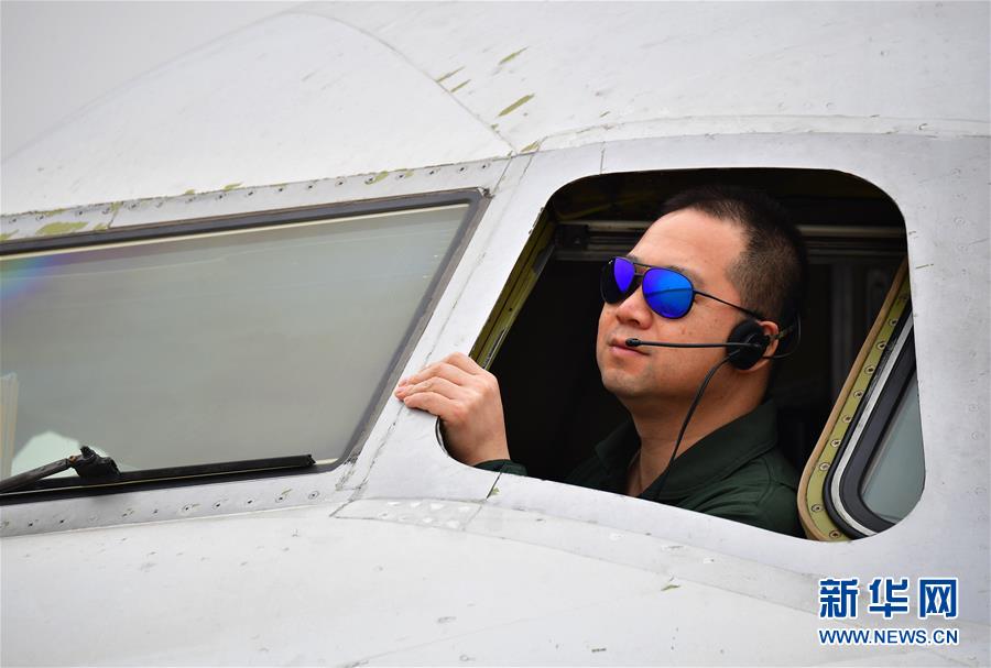 (新華全媒頭條·圖文互動(dòng))(7)試飛60年 鋪就中國(guó)通天路