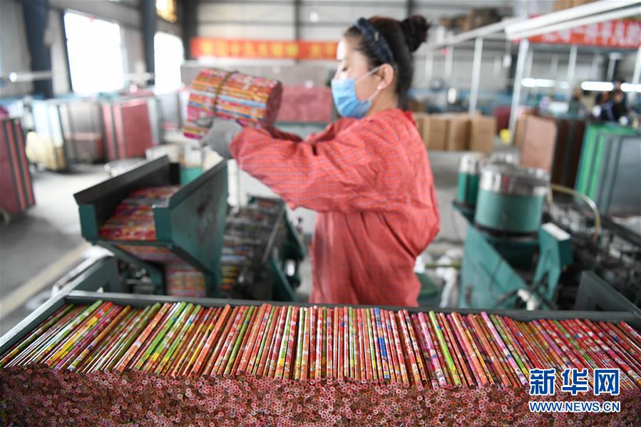 (壯麗70年·奮斗新時(shí)代·圖文互動(dòng))(11)“光腚屯”富了美了——《暴風(fēng)驟雨》原型地黑龍江元寶村振興見聞