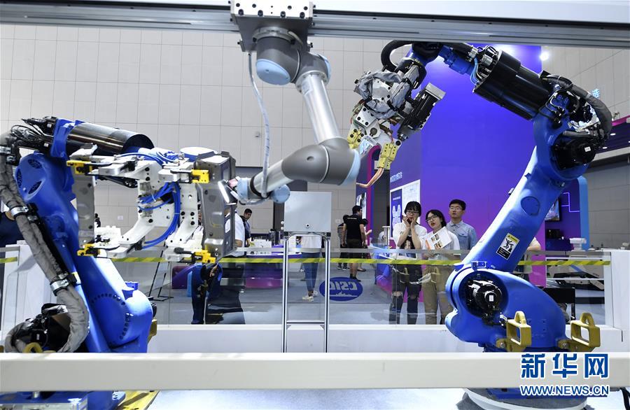 （新華全媒頭條&middot;圖文互動）（5）擁抱智能新時代：世界智能大會釋放了哪些新信號？