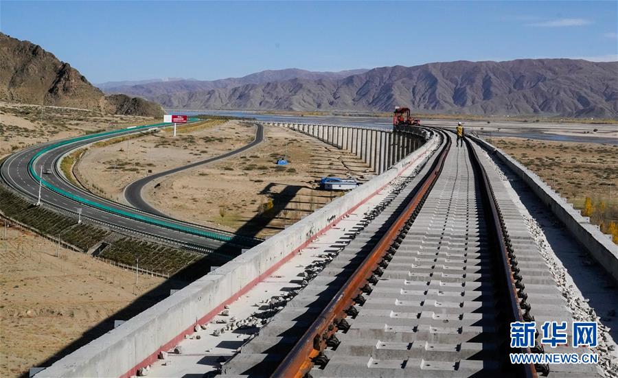 （壯麗70年&middot;奮斗新時(shí)代&mdash;&mdash;共和國(guó)發(fā)展成就巡禮&middot;圖文互動(dòng)）（5）人間奇跡在高原&mdash;&mdash;新中國(guó)成立70年西藏發(fā)展成就紀(jì)實(shí)