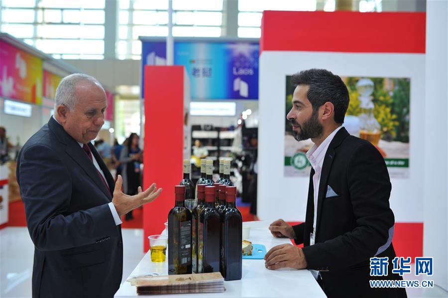 （新華全媒頭條&middot;圖文互動(dòng)）（14）舟舶繼路辟新天　商使交屬煥新顏&mdash;&mdash;寫在第四屆中阿博覽會(huì)開(kāi)幕之際