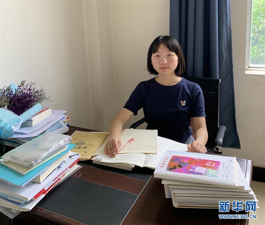 （在習(xí)近平新時(shí)代中國特色社會(huì)主義思想指引下&mdash;&mdash;新時(shí)代新作為新篇章&middot;總書記關(guān)心的百姓身邊事&middot;圖文互動(dòng))（2）&ldquo;我走進(jìn)大山，是為了讓你走出大山&rdquo;&mdash;&mdash;大學(xué)生支教故事