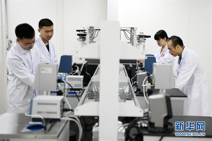 （圖文互動(dòng)）（8）當(dāng)好標(biāo)桿旗幟 建設(shè)百年油田&mdash;&mdash;寫在大慶油田發(fā)現(xiàn)60周年之際