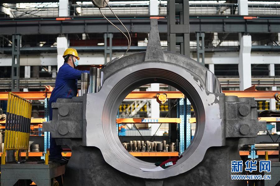 (在習(xí)近平新時(shí)代中國(guó)特色社會(huì)主義思想指引下——新時(shí)代新作為新篇章·習(xí)近平總書(shū)記關(guān)切事·圖文互動(dòng))(2)穩(wěn)住外貿(mào)“朋友圈”——我國(guó)各地精準(zhǔn)施策穩(wěn)外貿(mào)基本盤(pán)