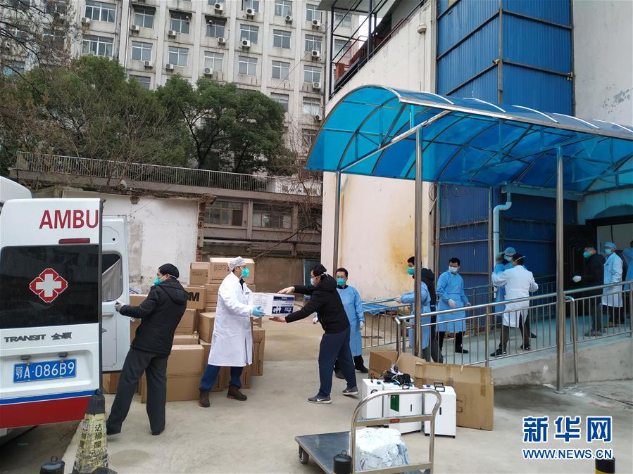 （在習近平新時代中國特色社會主義思想指引下&mdash;&mdash;新時代新作為新篇章&middot;習近平總書記關(guān)切事&middot;圖文互動）（6）化&ldquo;危&rdquo;為&ldquo;機&rdquo;　念好&ldquo;新&rdquo;字訣&mdash;&mdash;各地產(chǎn)業(yè)發(fā)展&ldquo;新&rdquo;動向掃描