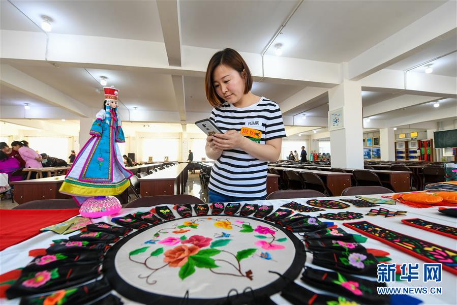 （新華全媒頭條&middot;圖文互動）（13）內(nèi)蒙古貧困旗縣全部&ldquo;摘帽&rdquo;