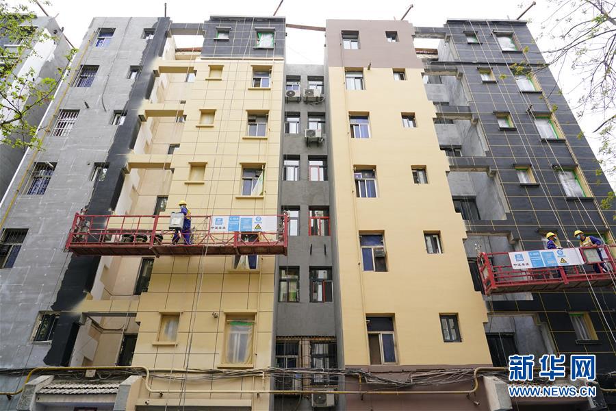 （新華全媒頭條&middot;兩會精神看落實&middot;圖文互動）（9）努力讓群眾看到變化得到實惠&mdash;&mdash;落實全國兩會精神持續(xù)保障和改善民生述評