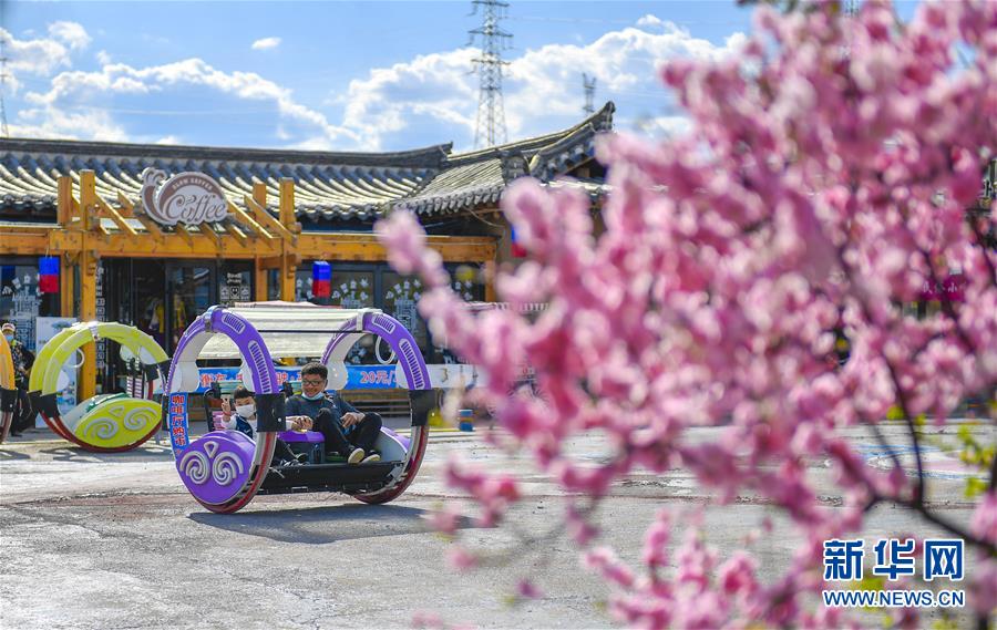 （決戰(zhàn)決勝脫貧攻堅(jiān)&middot;圖文互動(dòng)）（2）長(zhǎng)白山下唱新篇&mdash;&mdash;吉林延邊州脫貧攻堅(jiān)觀察