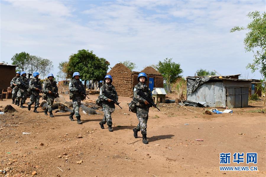 （新華全媒頭條&middot;圖文互動）（6）崢嶸歲月30年 中國藍(lán)盔衛(wèi)和平