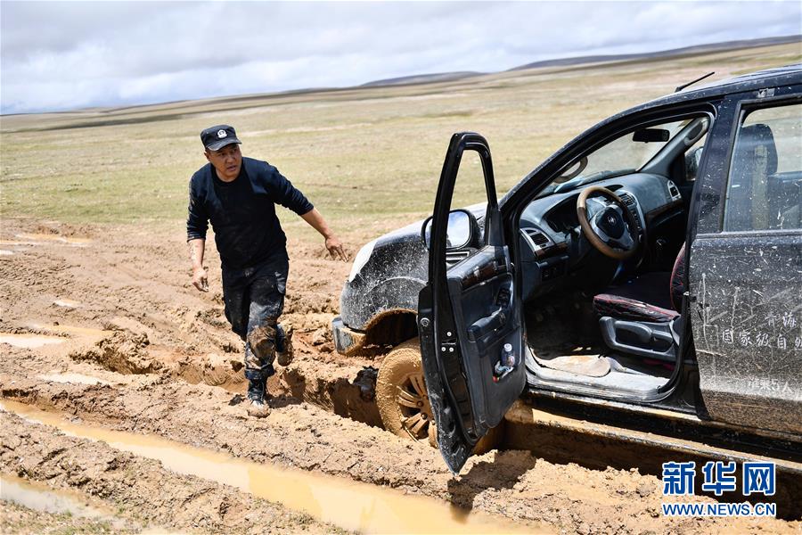 （圖文互動）（3）記者手記：可可西里，&ldquo;挪&rdquo;向&ldquo;藏羚羊大產(chǎn)房&rdquo;的14個半小時