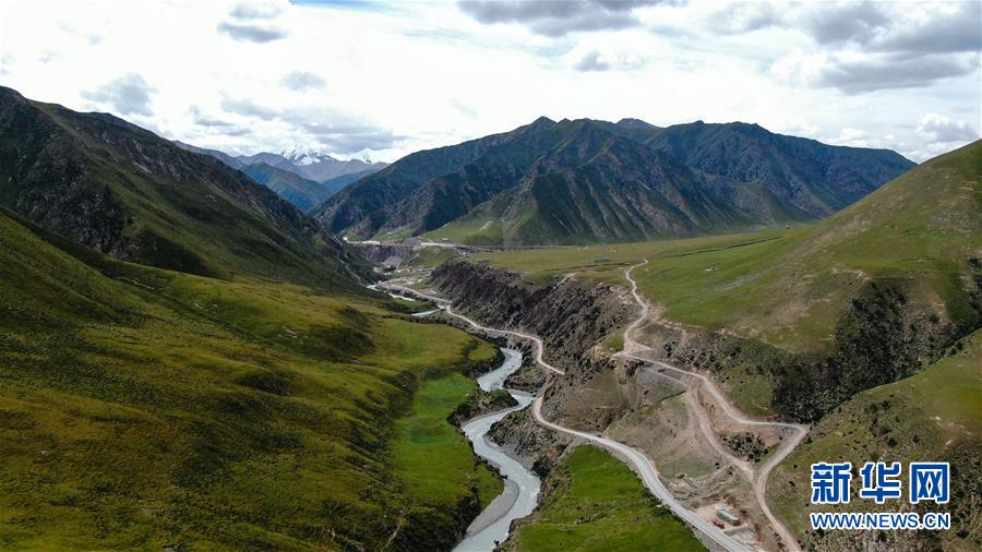 （新華全媒頭條&middot;走向我們的小康生活&middot;圖文互動(dòng)）（1）綠色繪就三江源&mdash;&mdash;來自青海脫貧奔小康一線的蹲點(diǎn)報(bào)告