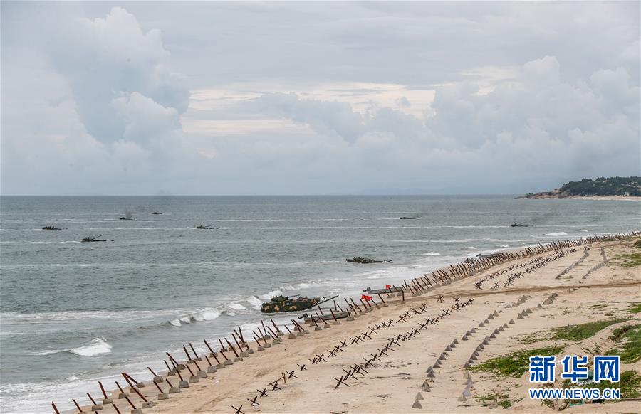 （在習(xí)近平強軍思想指引下&middot;我們在戰(zhàn)位報告&middot;圖文互動）（2）陸軍第74集團軍某合成旅：鐵甲戰(zhàn)車馳騁在強軍路上