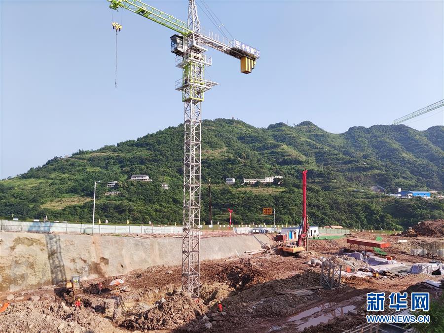 (走向我們的小康生活·決戰(zhàn)決勝脫貧攻堅(jiān)·圖文互動(dòng))(4)“萬里長(zhǎng)江第一港”的新藍(lán)圖