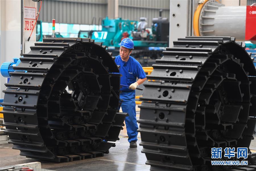 （落實(shí)&ldquo;六穩(wěn)&rdquo;&ldquo;六保&rdquo;企業(yè)見聞&middot;圖文互動(dòng)）（2）&ldquo;智慧工廠&rdquo;引領(lǐng)&ldquo;生產(chǎn)節(jié)拍&rdquo;&mdash;&mdash;走進(jìn)山河智能一探究竟