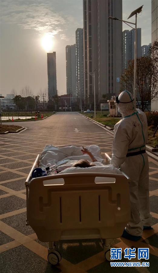 （新華全媒頭條&middot;圖文互動(dòng)）（3）奮斗結(jié)碩果，再寫新篇章&mdash;&mdash;寫在共和國(guó)71周年華誕之際