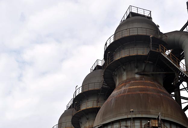 堅持以環(huán)保為前提，做到不環(huán)保不生產。