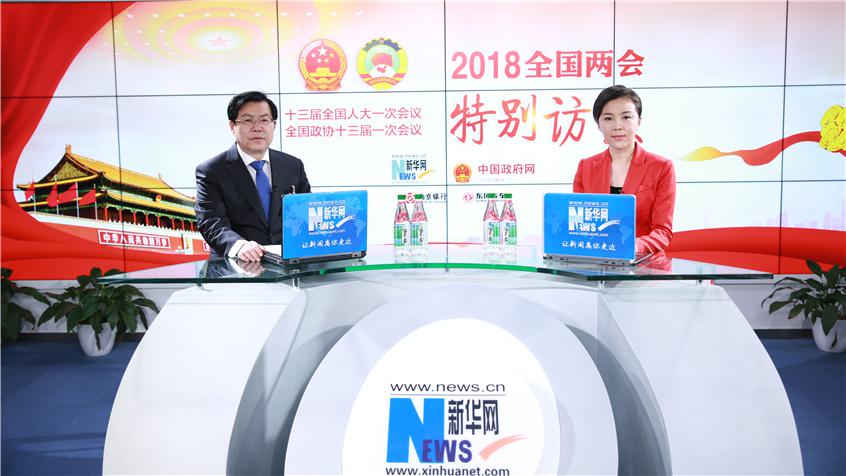 曾文明：推動(dòng)各方力量向脫貧攻堅(jiān)聚合，堅(jiān)決打贏脫貧攻堅(jiān)硬仗