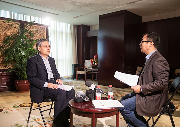 充分調(diào)動信貸、債券、股權(quán)、理財、信托、保險等各類金融資源