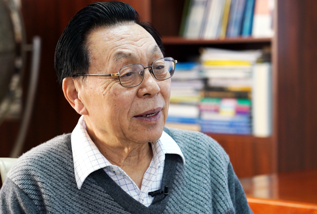 找到更古老的巖石，把月球的歷史理解得更完全