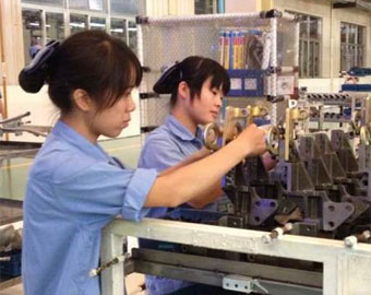 見過發(fā)動機是如何裝配的嗎？