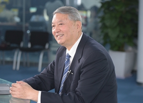 王壽君做客新華網(wǎng)兩會(huì)訪(fǎng)談直播間