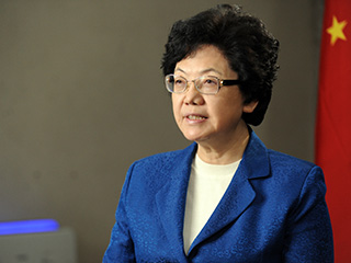 大醫(yī)院人滿為患，社區(qū)醫(yī)院門可羅雀怎么破？