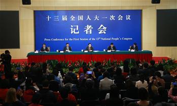 科技部部長萬鋼等就&ldquo;加快建設創(chuàng)新型國家&rdquo;答記者問