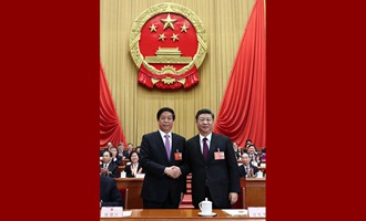 習(xí)近平當(dāng)選國(guó)家主席、中央軍委主席