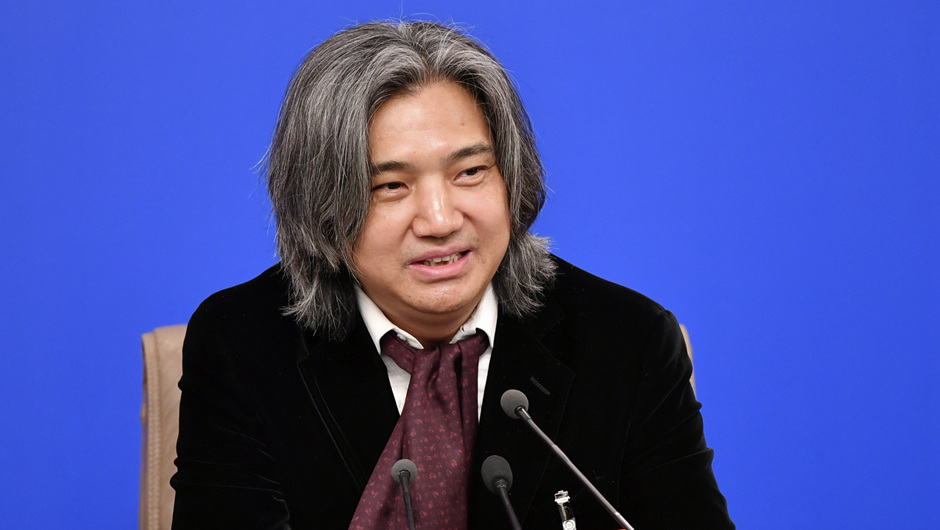 全國政協(xié)常委、文化文史和學(xué)習(xí)委員會(huì)委員，中國美術(shù)館館長，中國美術(shù)家協(xié)會(huì)副主席 吳為山