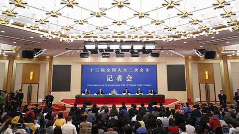 中國(guó)人民銀行行長(zhǎng)等就&ldquo;金融改革與發(fā)展&rdquo;相關(guān)問(wèn)題答記者問(wèn)