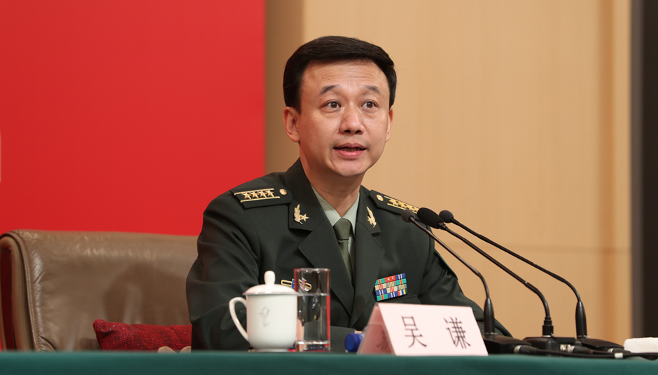 國防部新聞局局長、國防部新聞發(fā)言人吳謙大校介紹相關(guān)情況