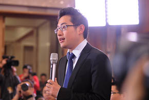 經(jīng)濟(jì)日報、中國經(jīng)濟(jì)網(wǎng)記者提問