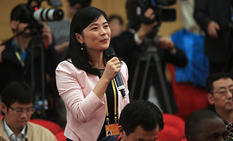 中評(píng)社、中評(píng)網(wǎng)記者提問