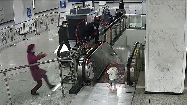 你飛身跳躍的樣子，真帥！