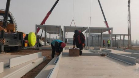 河北石家莊：新冠肺炎疫情防控&mdash;&mdash;新建集中隔離點(diǎn)正在緊張施工