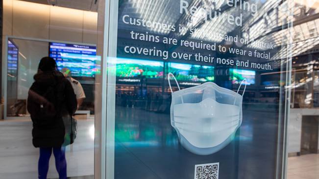 23天增500萬例！ 美國新冠確診病例增速創(chuàng)新高