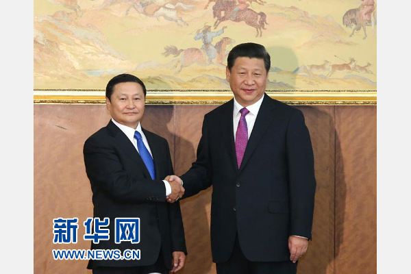 8月22日，國(guó)家主席習(xí)近平在烏蘭巴托會(huì)見(jiàn)蒙古國(guó)總理阿勒坦呼亞格。 新華社記者龐興雷攝 