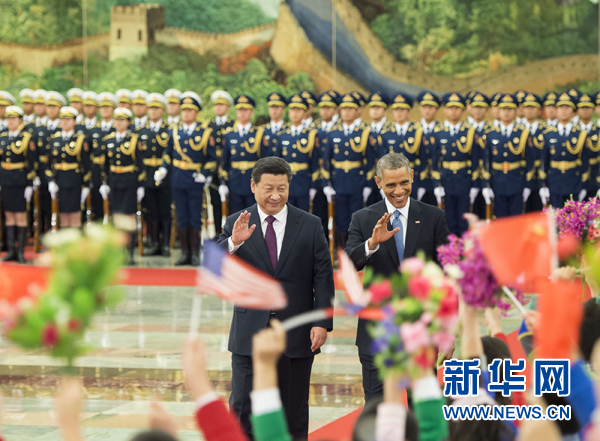 11月12日，國家主席習(xí)近平在北京人民大會(huì)堂舉行歡迎儀式，歡迎美國總統(tǒng)奧巴馬對(duì)中國進(jìn)行國事訪問。 新華社記者 黃敬文 攝