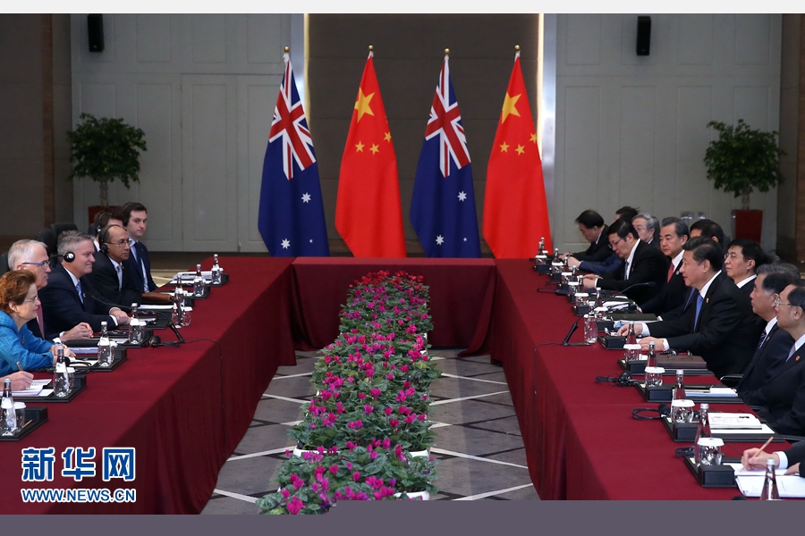 11月16日，國(guó)家主席習(xí)近平在土耳其安塔利亞會(huì)見(jiàn)澳大利亞總理特恩布爾。 新華社記者 龐興雷 攝